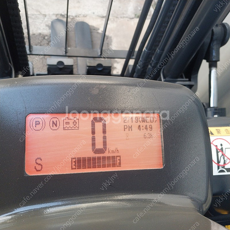 TCM 전동지게차 2.0톤 싸이드쉬프트 장착 신품타이어장착 전기식물류장비--4